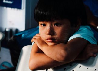 Depressão infantil: crianças que carregam as frustrações dos pais