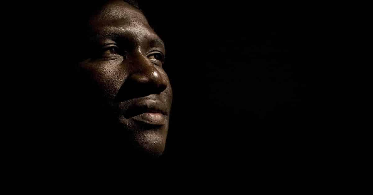 uma-vez-me-perguntaram-qual-foi-o-meu-maior-ato-de-coragem-e-eu-respondi-me-ajuda