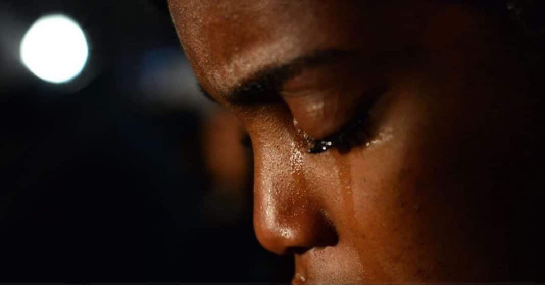 pare-de-aceitar-migalhas-de-afetos-e-mendigar-atencao-de-quem-nao-faz-a-minima-questao