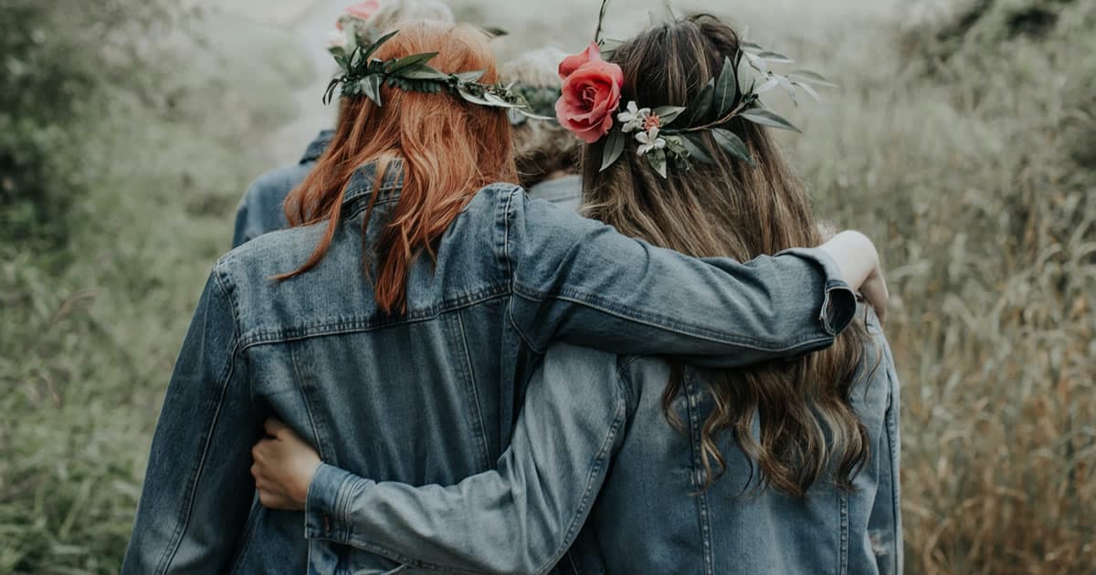 na-vida-algumas-pessoas-chegam-para-iluminar-outras-para-ofuscar
