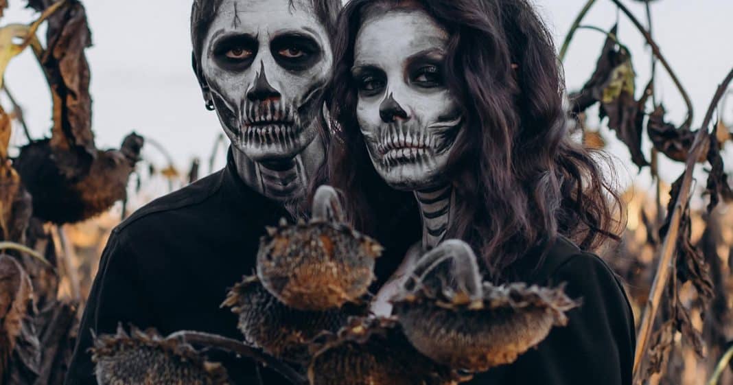 Por que o Halloween se tornou popular? “Uma sociedade só pode ser controlada através do medo”, diz neurocientista.