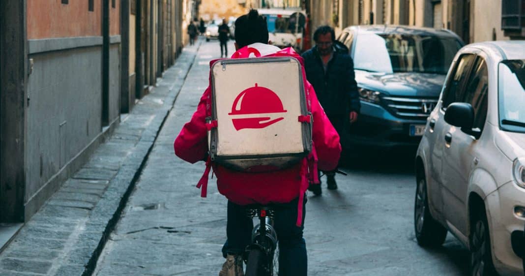 Preconceito com entregadores no RJ está afetando trabalhadores honestos.