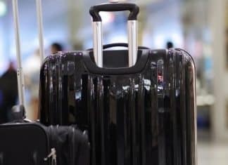Por que você deve evitar malas pretas ao viajar: Especialistas e companhias aéreas revelam o motivo