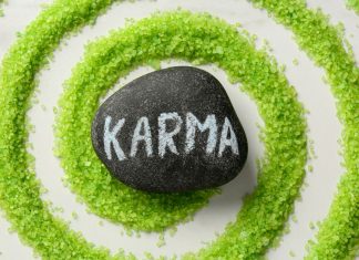 Alerta do universo: 4 signos enfrentarão uma limpeza kármica intensa e transformadora