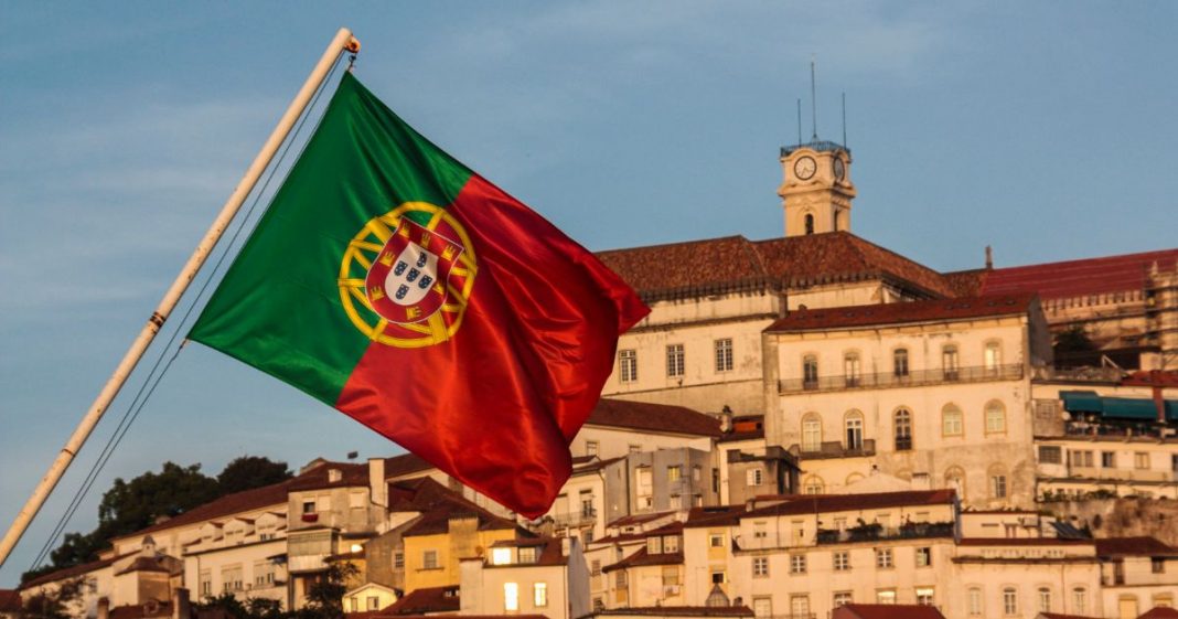 Portugal vai notificar 18 mil imigrantes para deixar o país — inclusive brasileiros