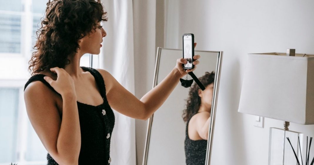 3 Tipos de stories que fazem ele sentir sua falta sem perceber