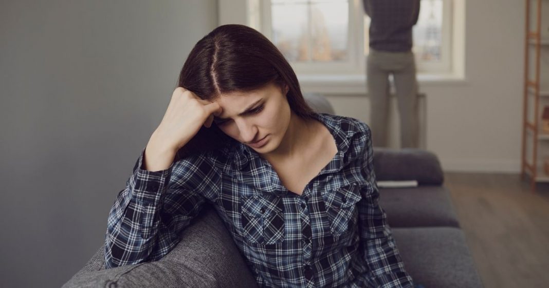 O que o silêncio de uma mulher realmente significa — E por que você deve se preocupar