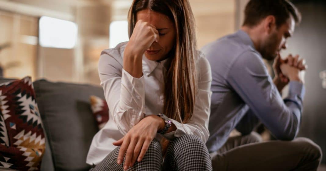 5 sinais claros de que você está preso em um relacionamento sem futuro