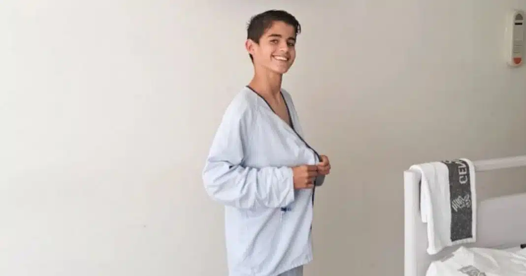 Menino fica 10 minutos sem batimentos e relata experiência no céu: “Deus disse que não era minha hora”