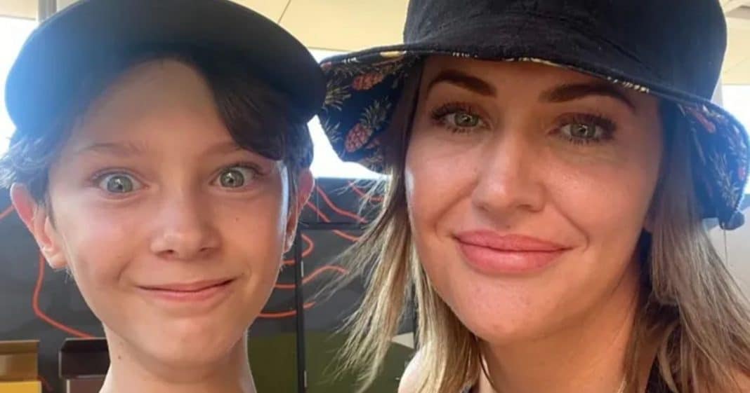 mae-de-39-anos-morre-de-cancer-colorretal-apos-ignorar-sinais-sutis-da-doenca Mãe de 39 anos morre de câncer colorretal após ignorar sinais sutis da doença