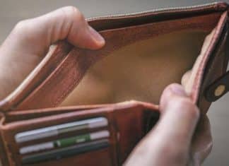 Microdespesas que estão destruindo seu salário (e você nem percebe!)