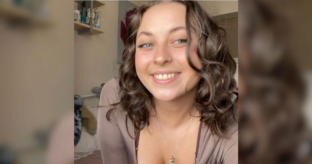 Jovem de 20 anos sofre AVC após único sintoma inesperado — e alerta para sinais que muita gente ignora