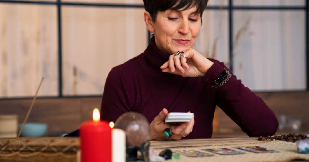 Phone Tarot Readings as an Emotional Support Tool: Understanding Their Role in Navigating Uncertainty