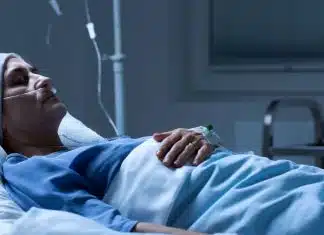 Por que algumas pessoas parecem sofrer mais antes da morte? Essa visão espiritual vem chamando atenção