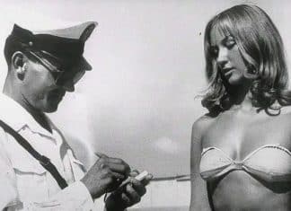 Essa foto de uma mulher de biquíni parece comum mas esconde um detalhe que mudou a história da moda e do mundo para sempre