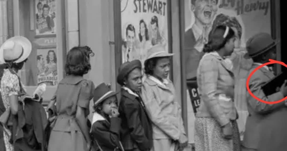 resilienciamag.com - Voc&ecirc; consegue ver o que intrigou a internet nesta foto de 1941? Muitos dizem que &eacute; "prova de viagem no tempo"