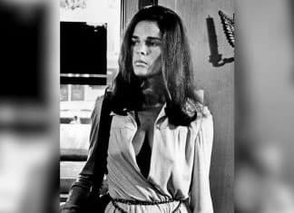 Aos 87 anos, ela já foi eleita a mulher mais bonita de Hollywood — e sua aparição recente em Nova York mostrou por que a elegância dela nunca saiu de moda