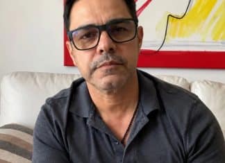 Zezé Di Camargo revela arrependimento por ter apoiado um candidato e choca o público com o que disse